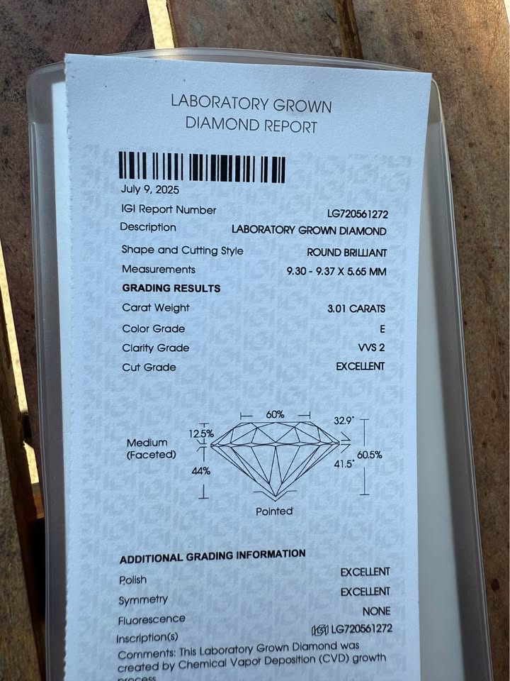 3 Carat Round Diamond ring with Solitaire band| E VVS2 | 14k Yellow Gold | IGI Certified