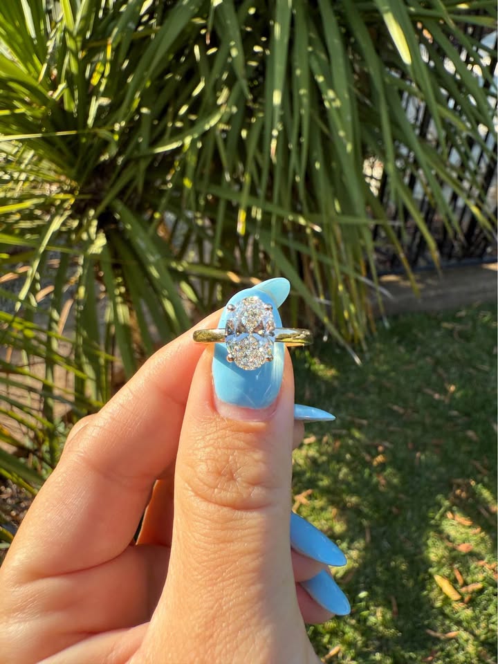 2 carat Oval Diamond Solitaire Ring in 14k yellow gold