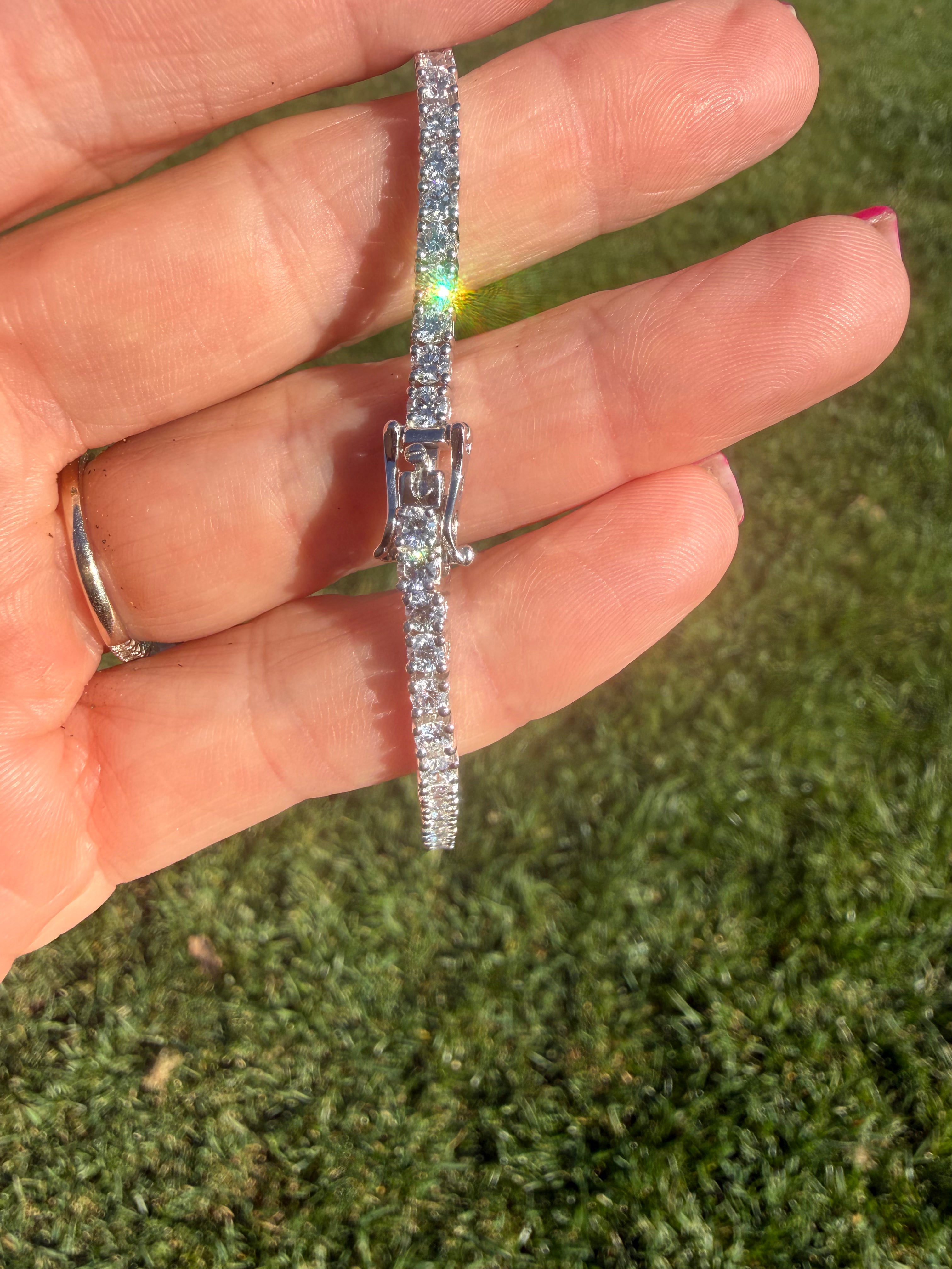 Beautiful 5 Carat Diamond Tennis Bracelet