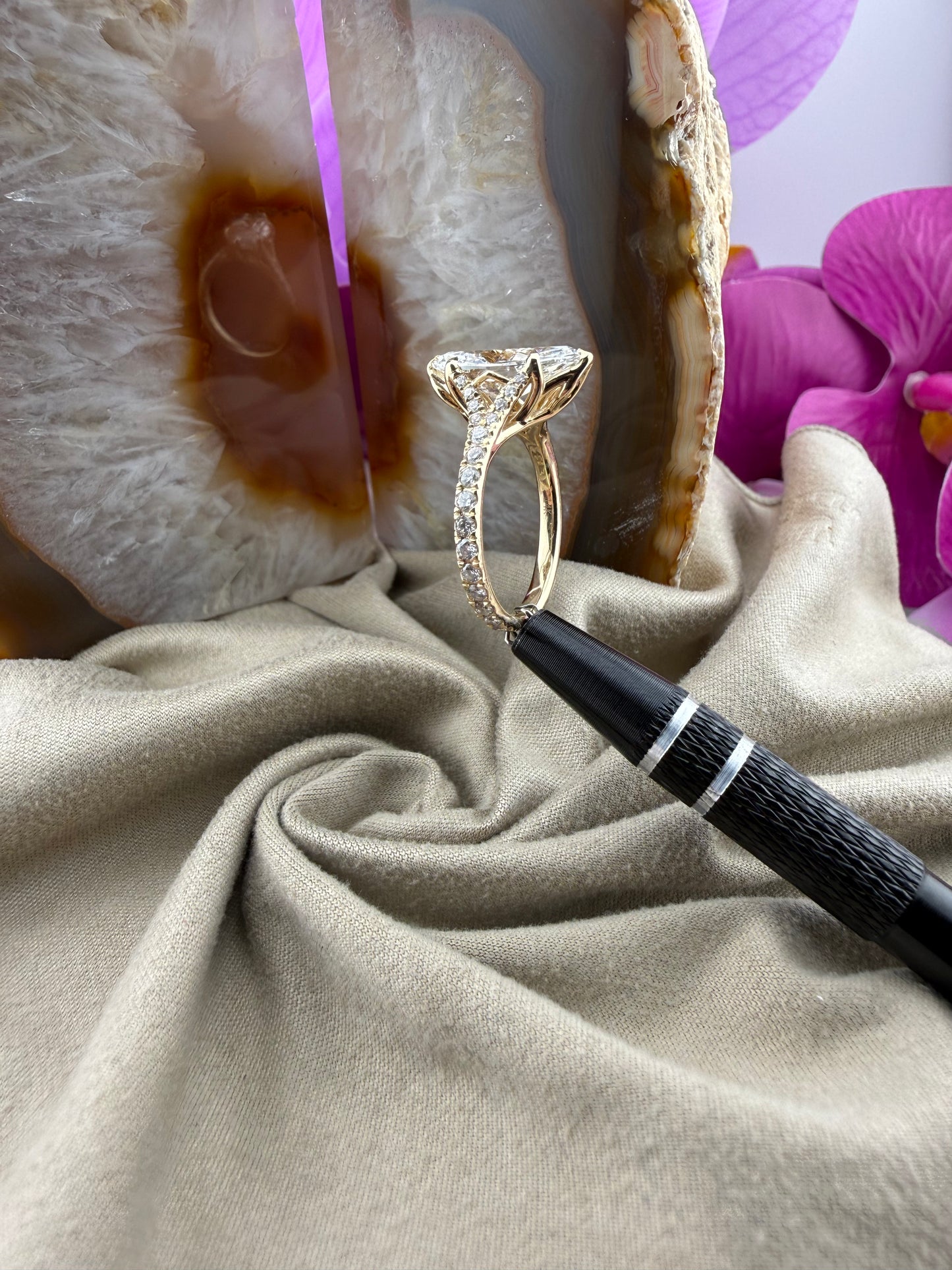 Elegant 3.00 Marquise Diamond Ring w/ Tulip Setting & Diamond Band (E VS1) - IGI Certified