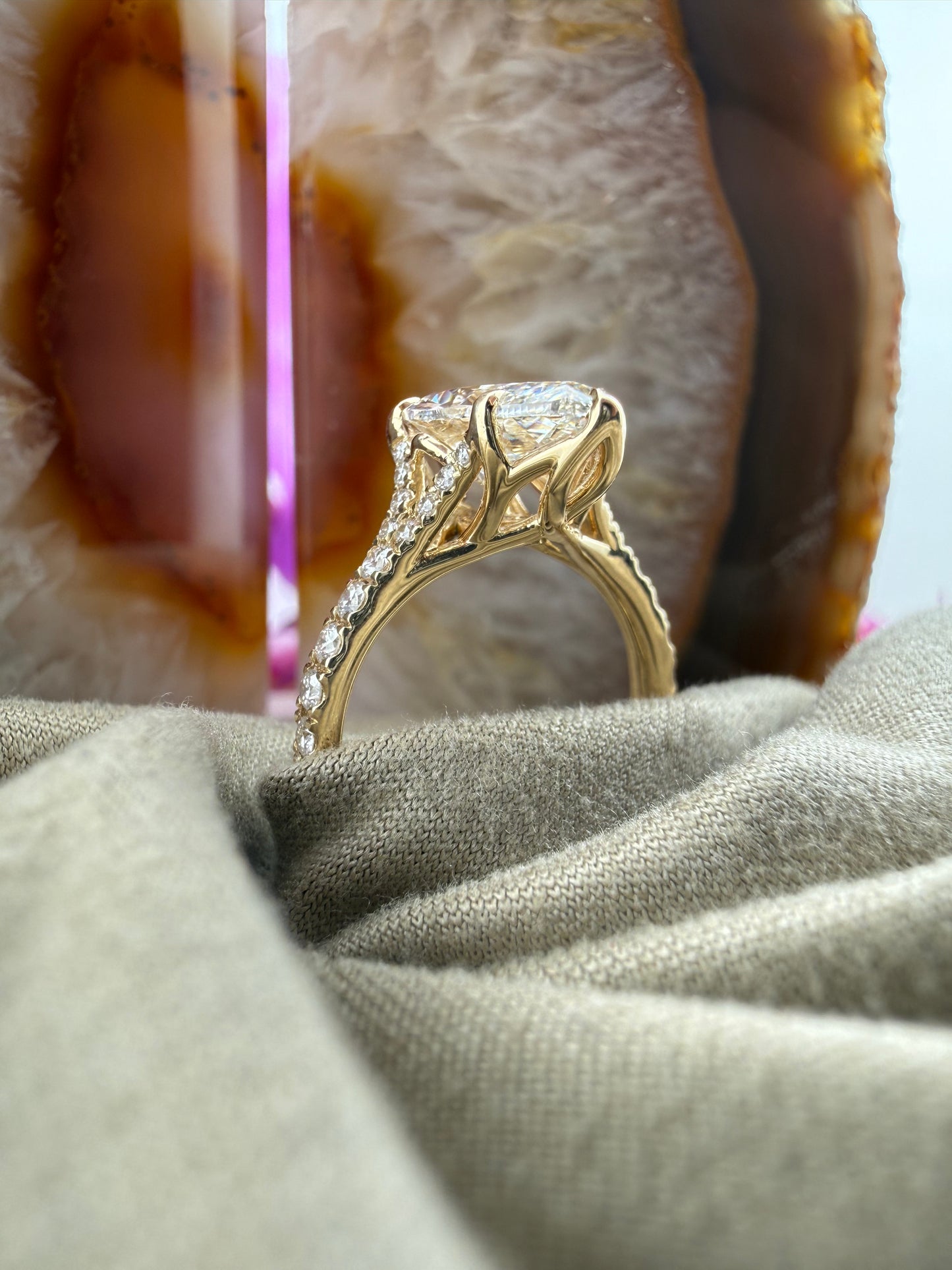 Elegant 3.00 Marquise Diamond Ring w/ Tulip Setting & Diamond Band (E VS1) - IGI Certified