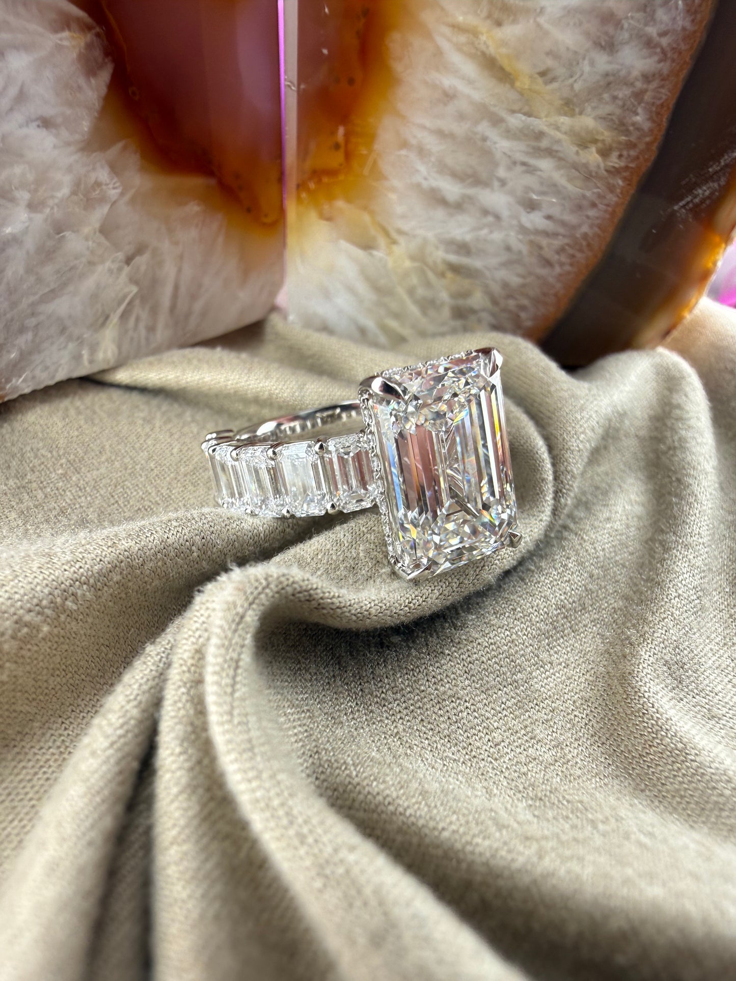 Sophisticated 6.09 Emerald Diamond Ring w/ Custom Setting (E VS1) - Lab Grown - IGI Certified