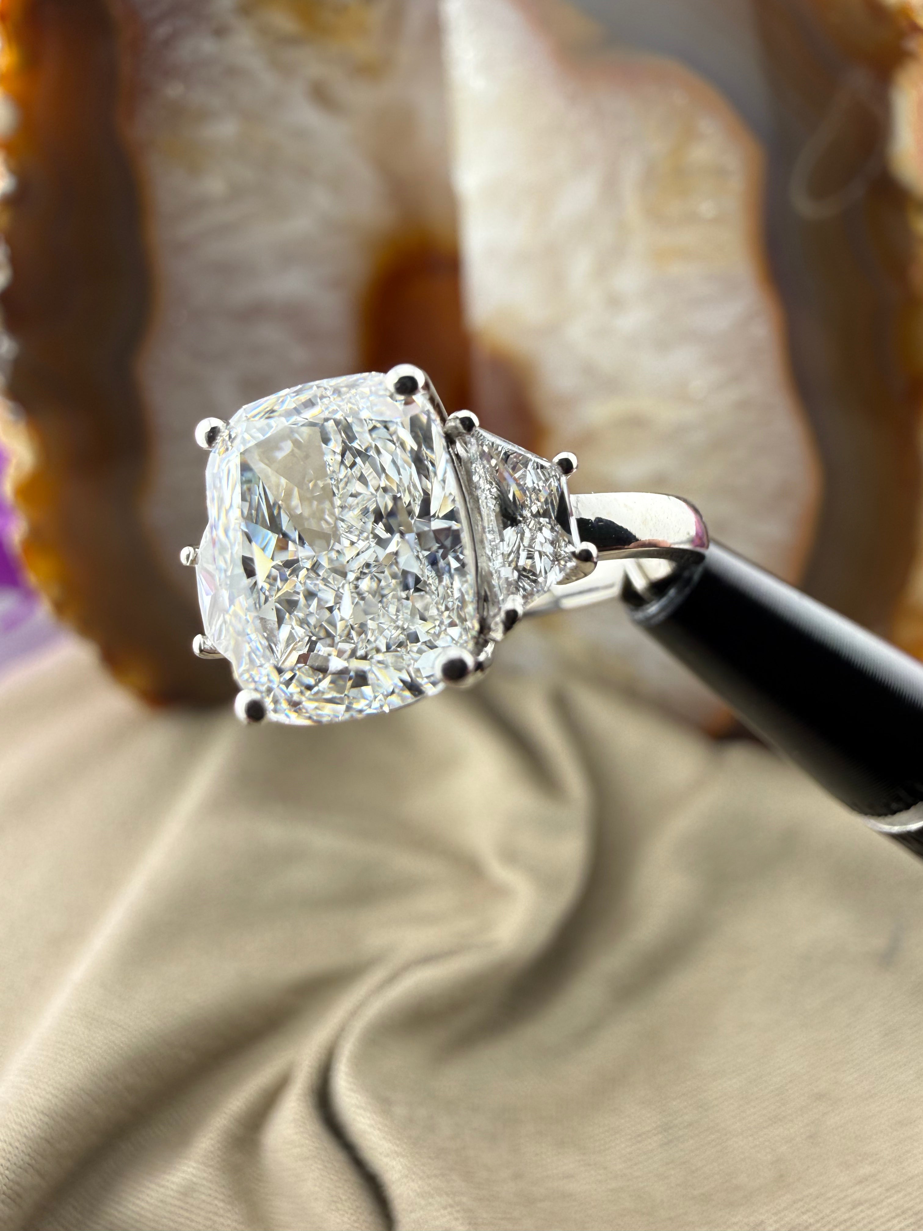 Captivating 3.03 Cushion Diamond Ring w/ Custom Setting (E VS1) - Lab Grown - IGI Certified