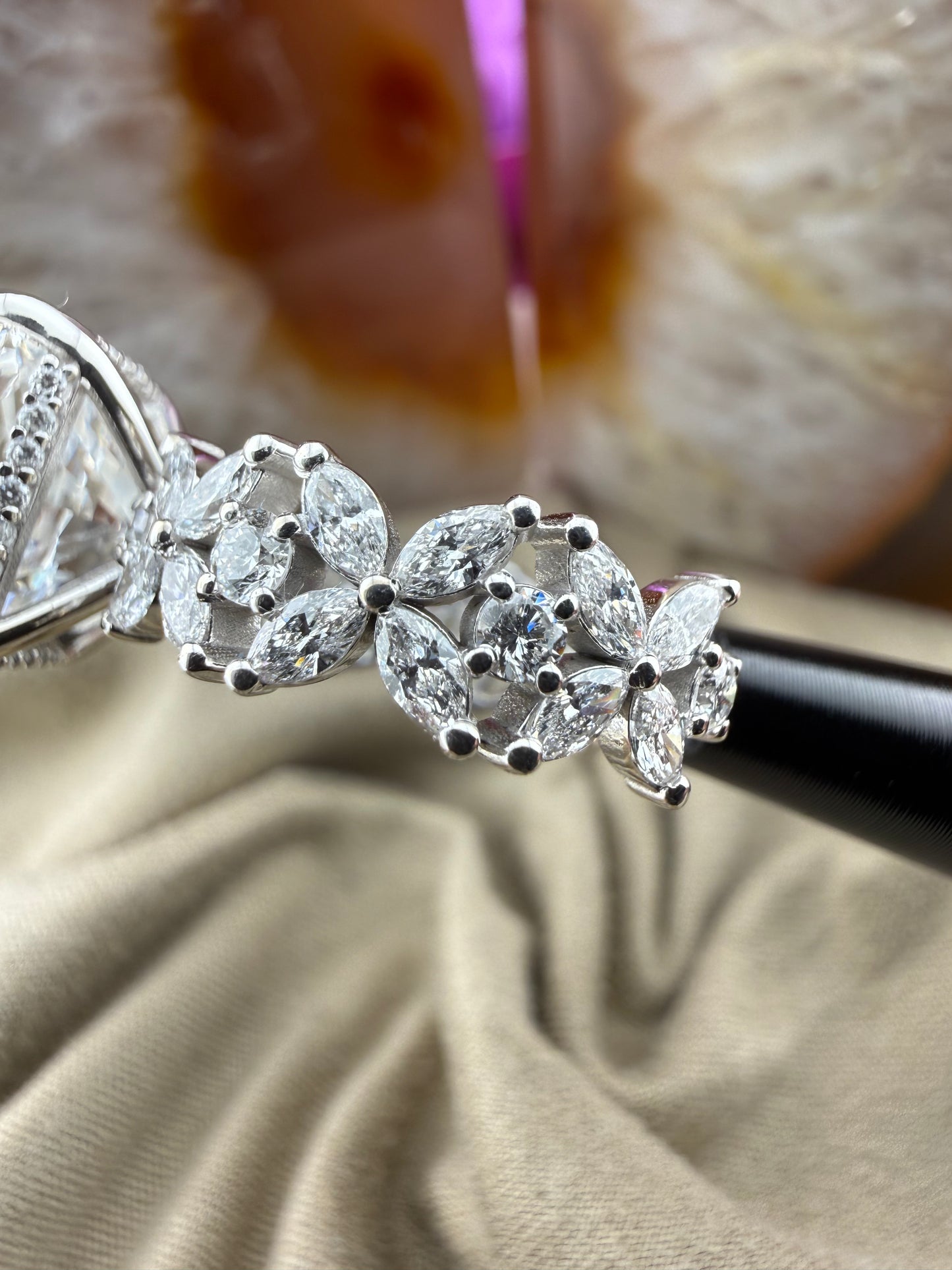 Striking 5.10 Radiant Diamond Ring w/ Marquis Floral Diamond Band (E VS1) - Lab Grown - IGI Certified