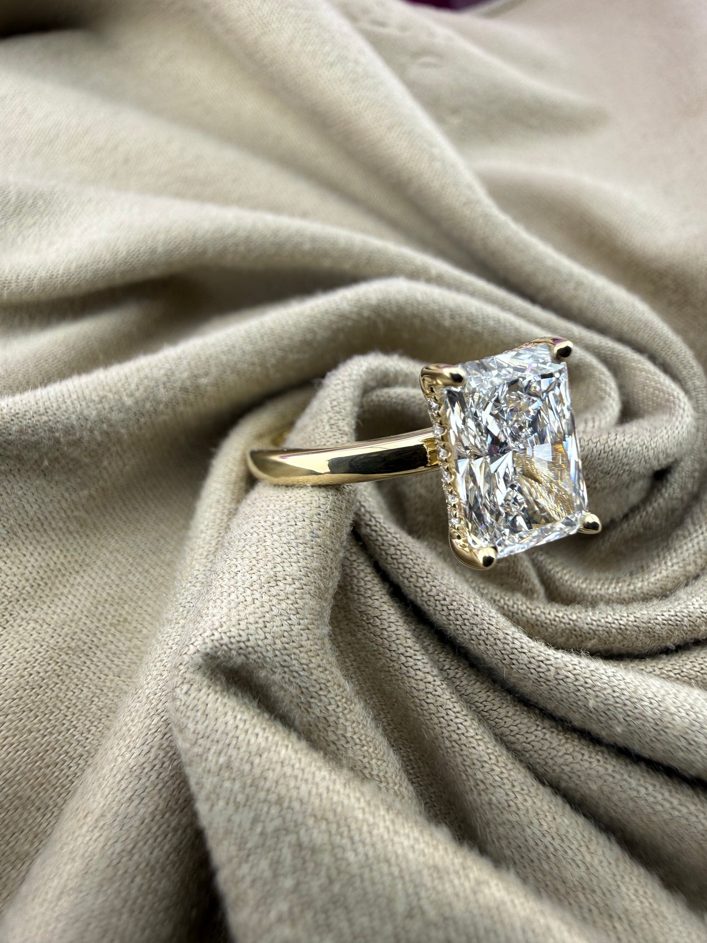 Elegant 2.09 Radiant Diamond Ring w/ Hidden Halo Solitaire Setting (D VS1) - Lab Grown - IGI Certified