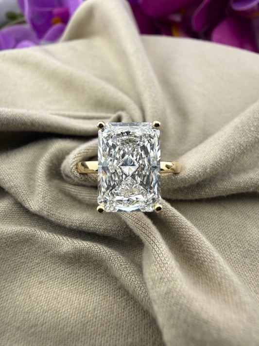 Breathtaking 4.92 Radiant Diamond Ring w/ Hidden Halo Solitaire Setting (E VS1) - Lab Grown - IGI Certified