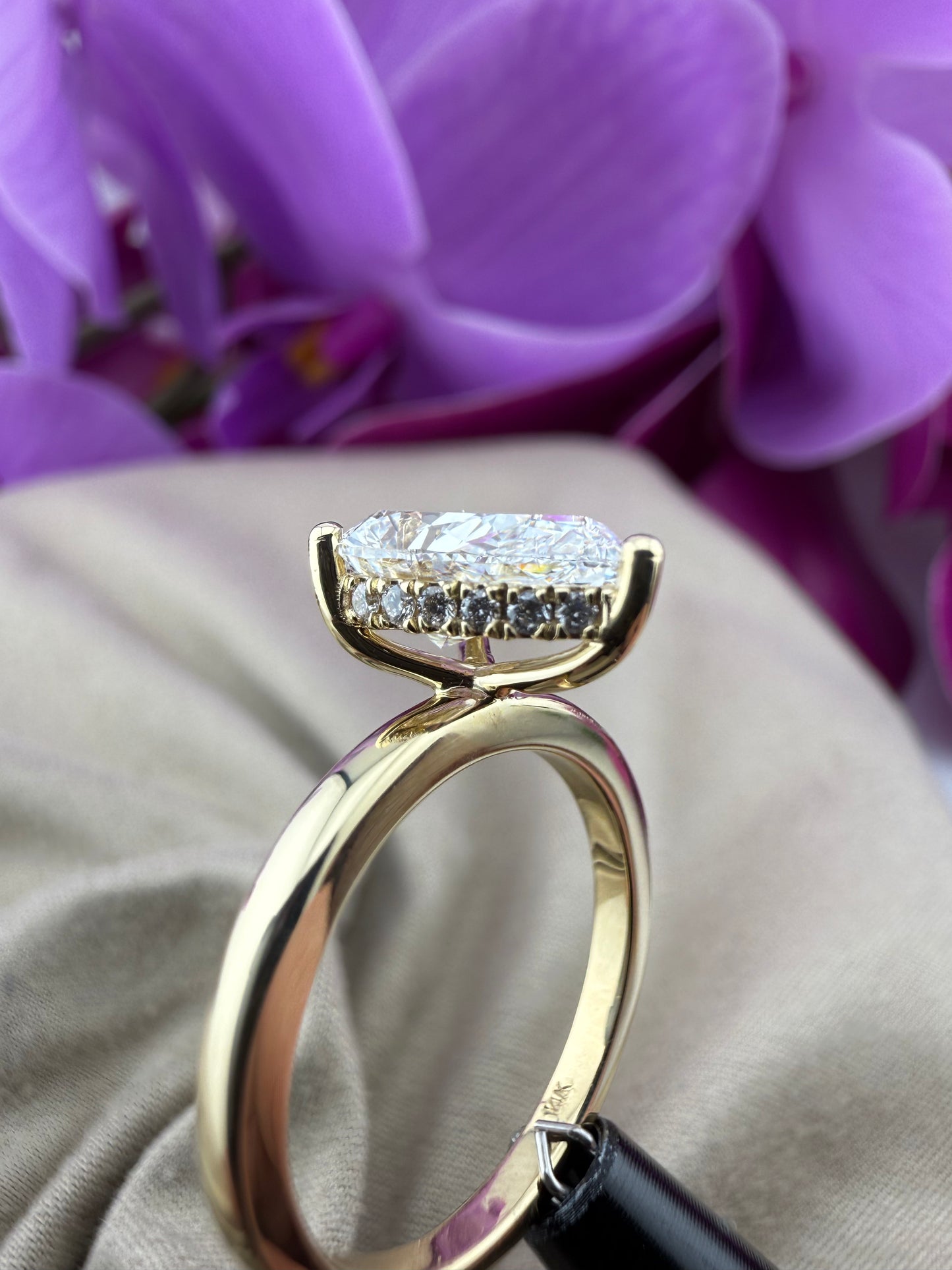 Elegant 2.09 Pear Diamond Ring w/ Hidden Halo Solitaire Setting (D VS1) - Lab Grown - IGI Certified