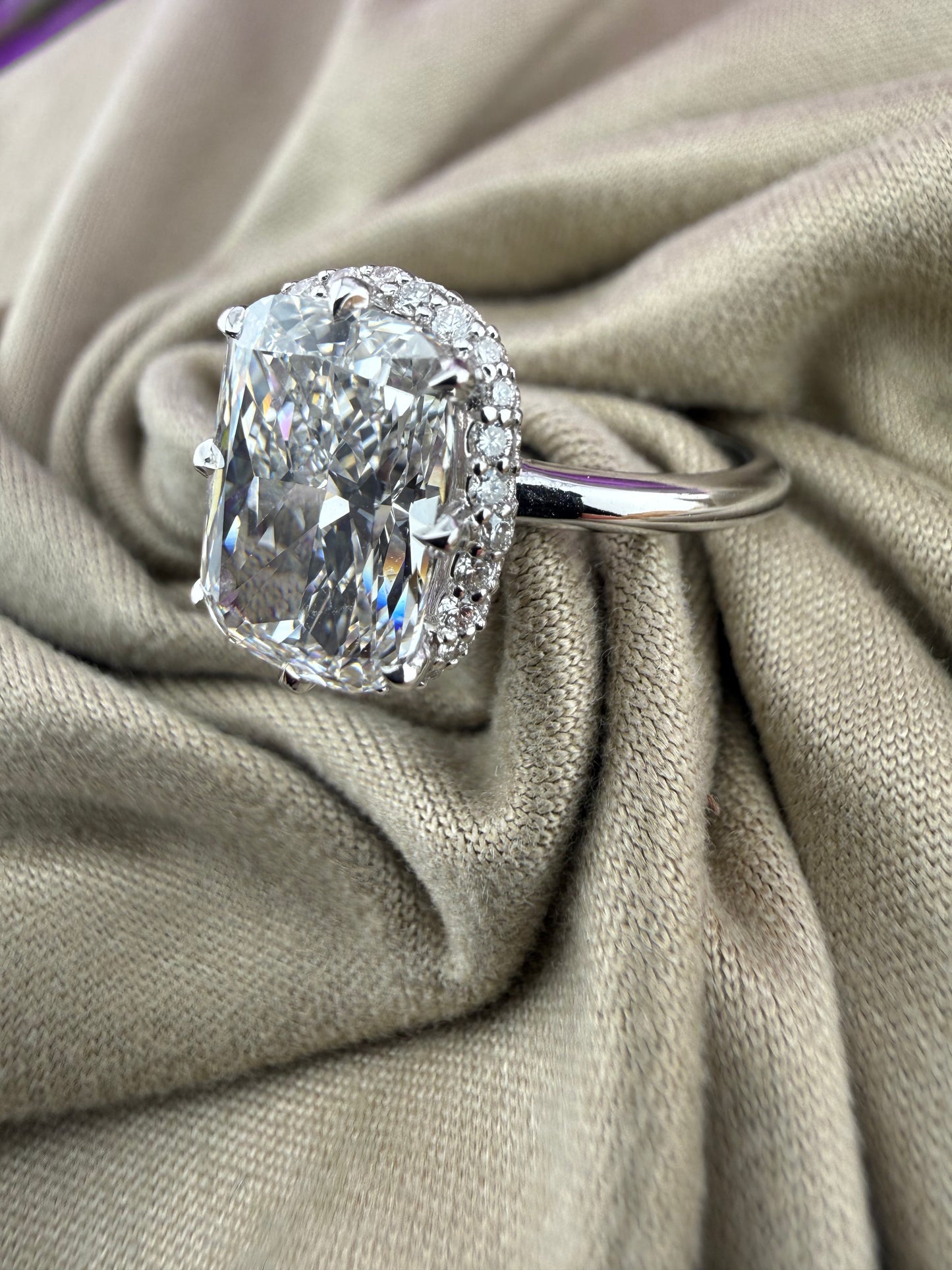 Elegant 3.00 Cushion Solitaire Diamond Ring (F VS1) - IGI Certified