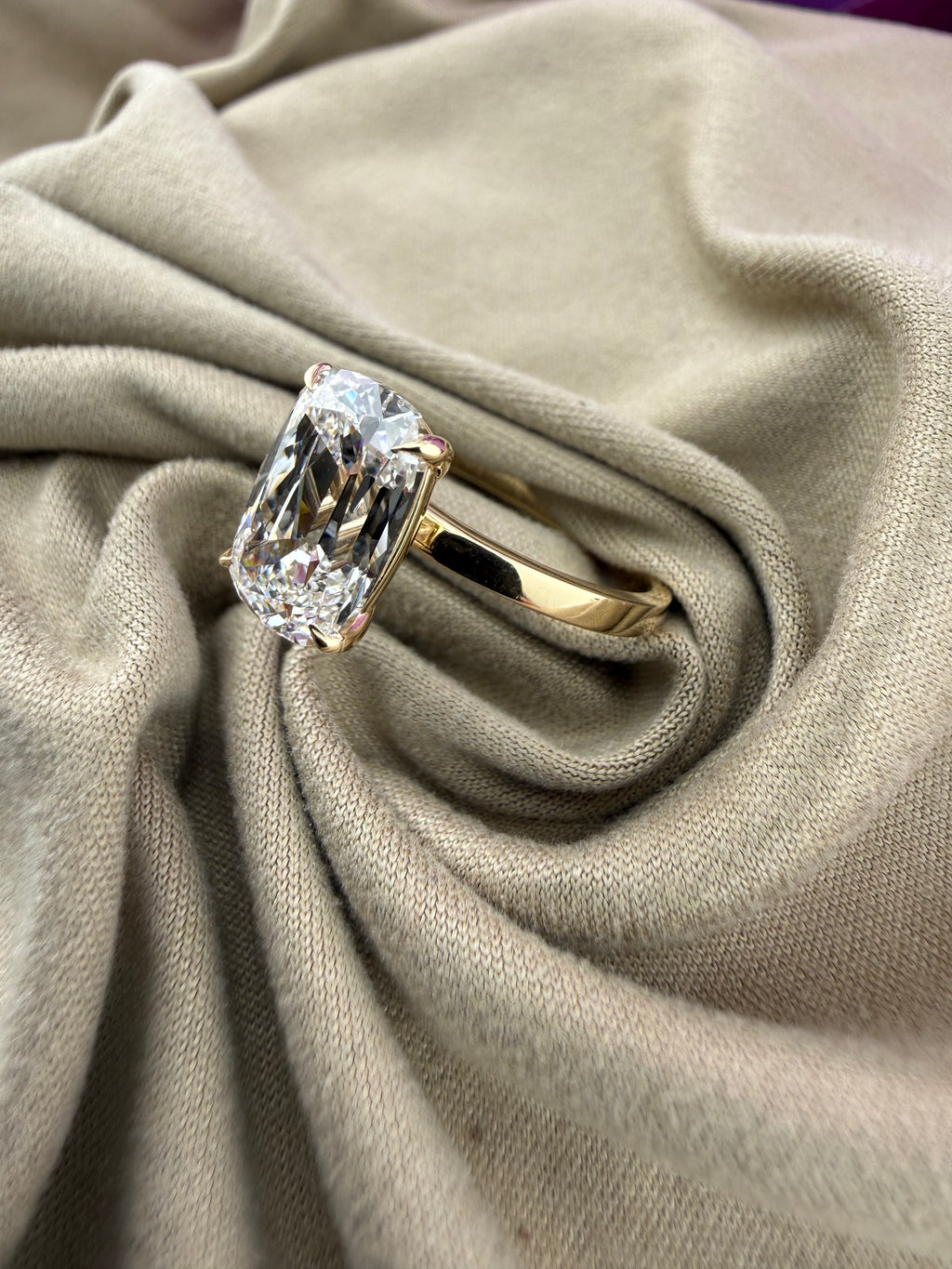3.03 Old Mine Cushion Diamond Ring w/ Solitaire Setting (E VS1) - IGI Certified