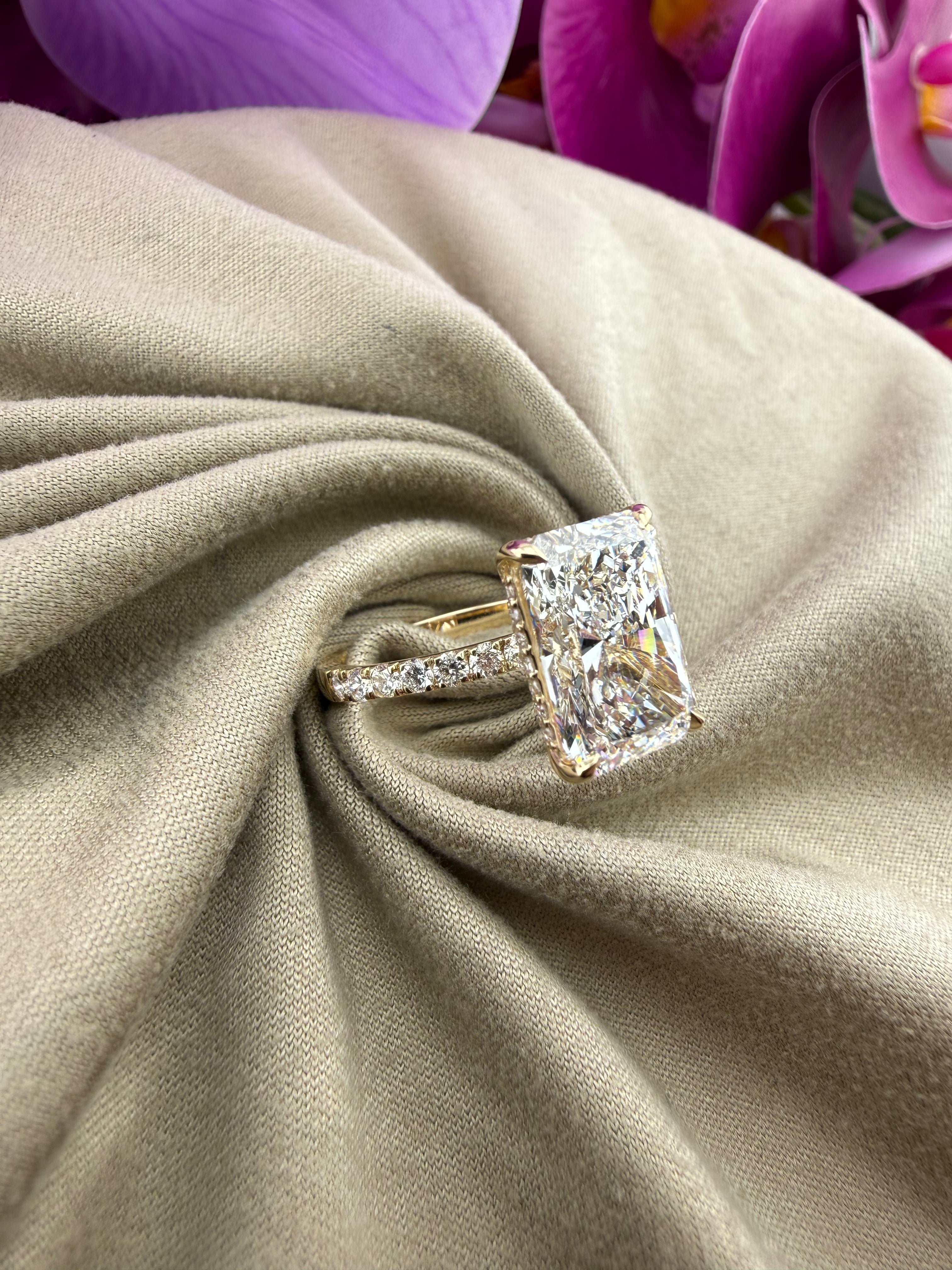 Luxurious 5.08 Radiant Diamond Ring w/ Pavé Band & Hidden Halo (F VS1) - IGI Certified | Lab Grown