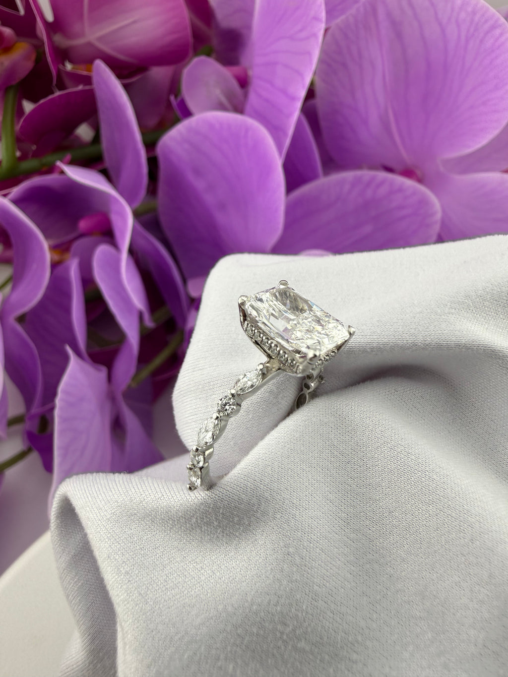 Elegant 3.09 Radiant Diamond Ring w/ Hidden Halo & Marquis Diamond Band (D VS1) - IGI Certified | Lab Grown