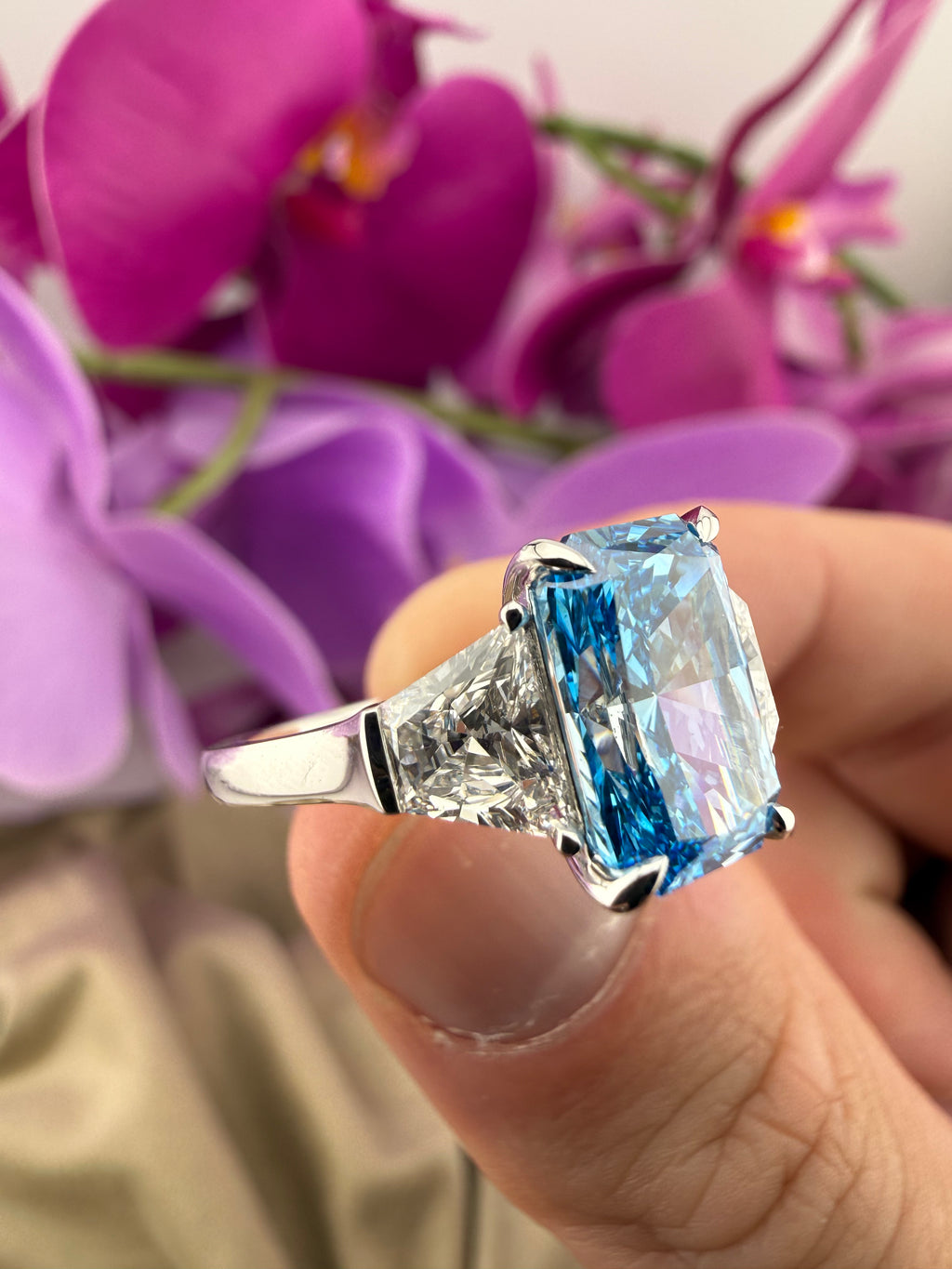 3.02 Fancy Vivid Blue Radiant Diamond Ring w/ Trapezoid Side Diamonds (VS2) - IGI Certified | Lab Grown