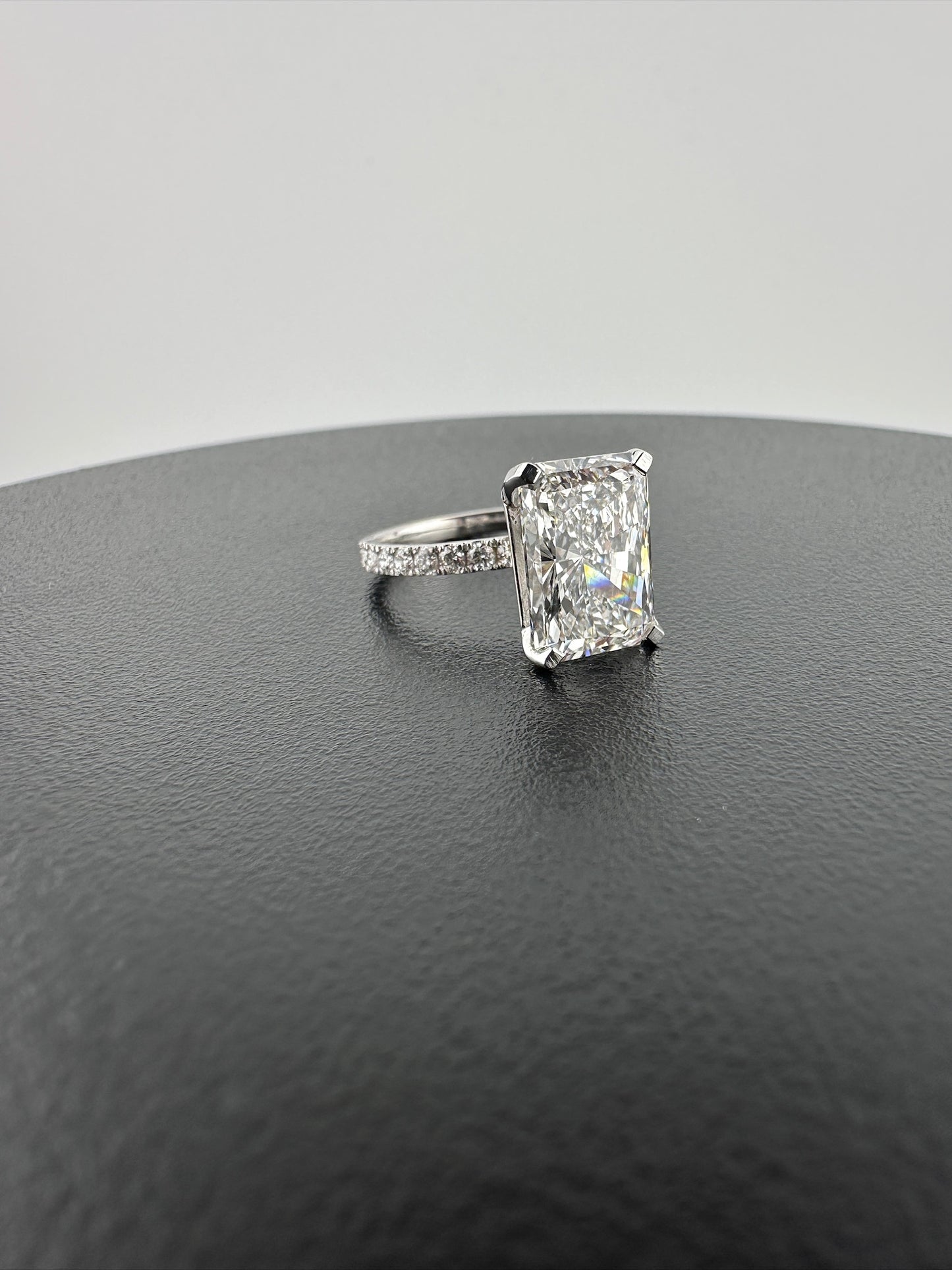 Beautiful 5.06 Radiant Diamond Ring - Lab Grown - IGI Verified