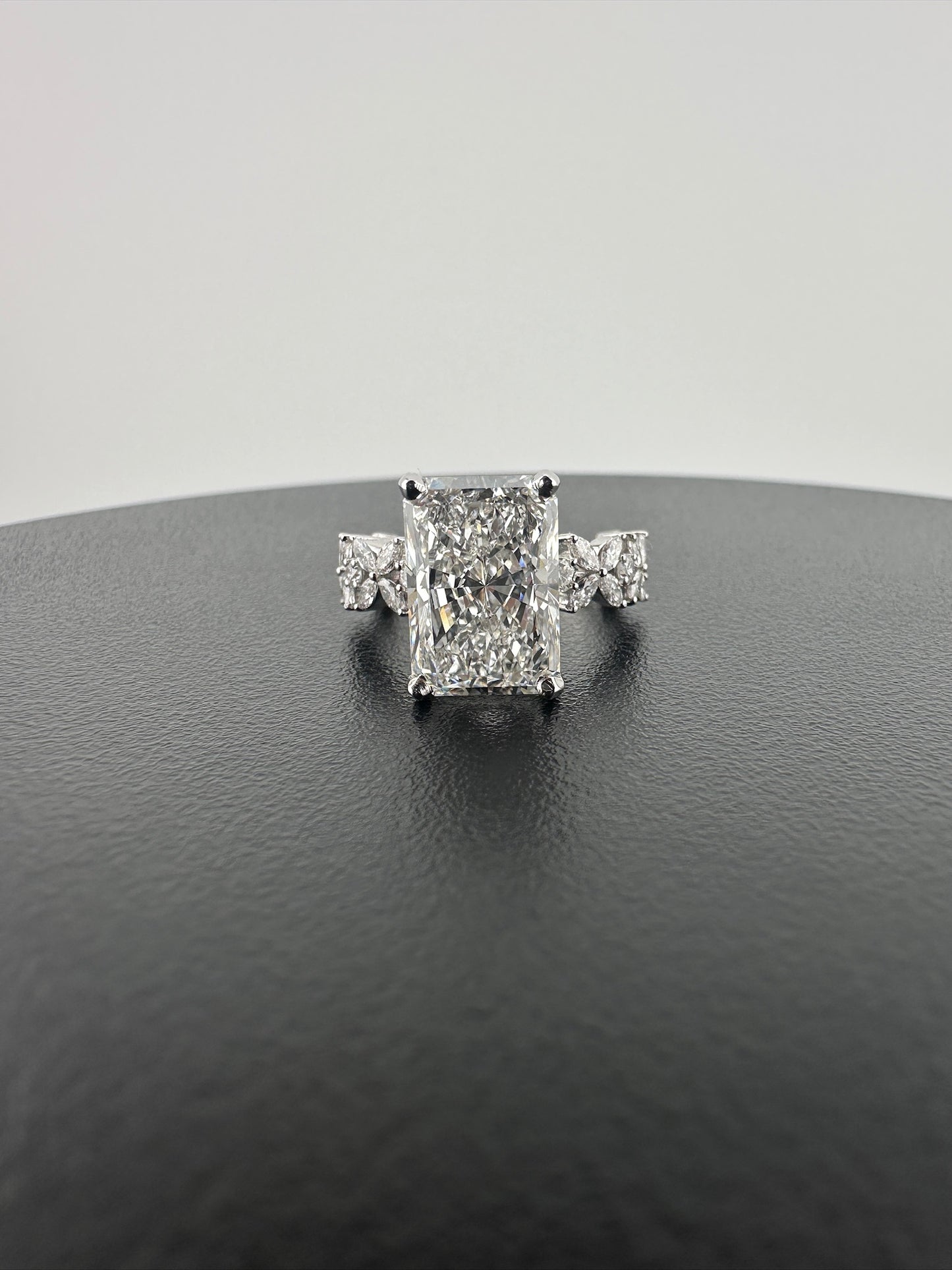 Stunning 5.05 Marquis Diamond Ring - Lab Grown - IGI Verified