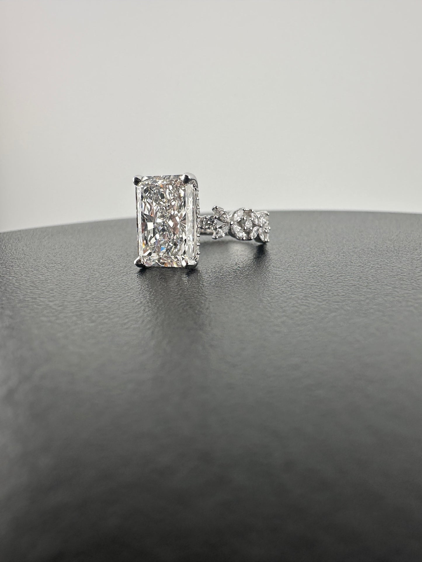 Stunning 5.05 Marquis Diamond Ring - Lab Grown - IGI Verified