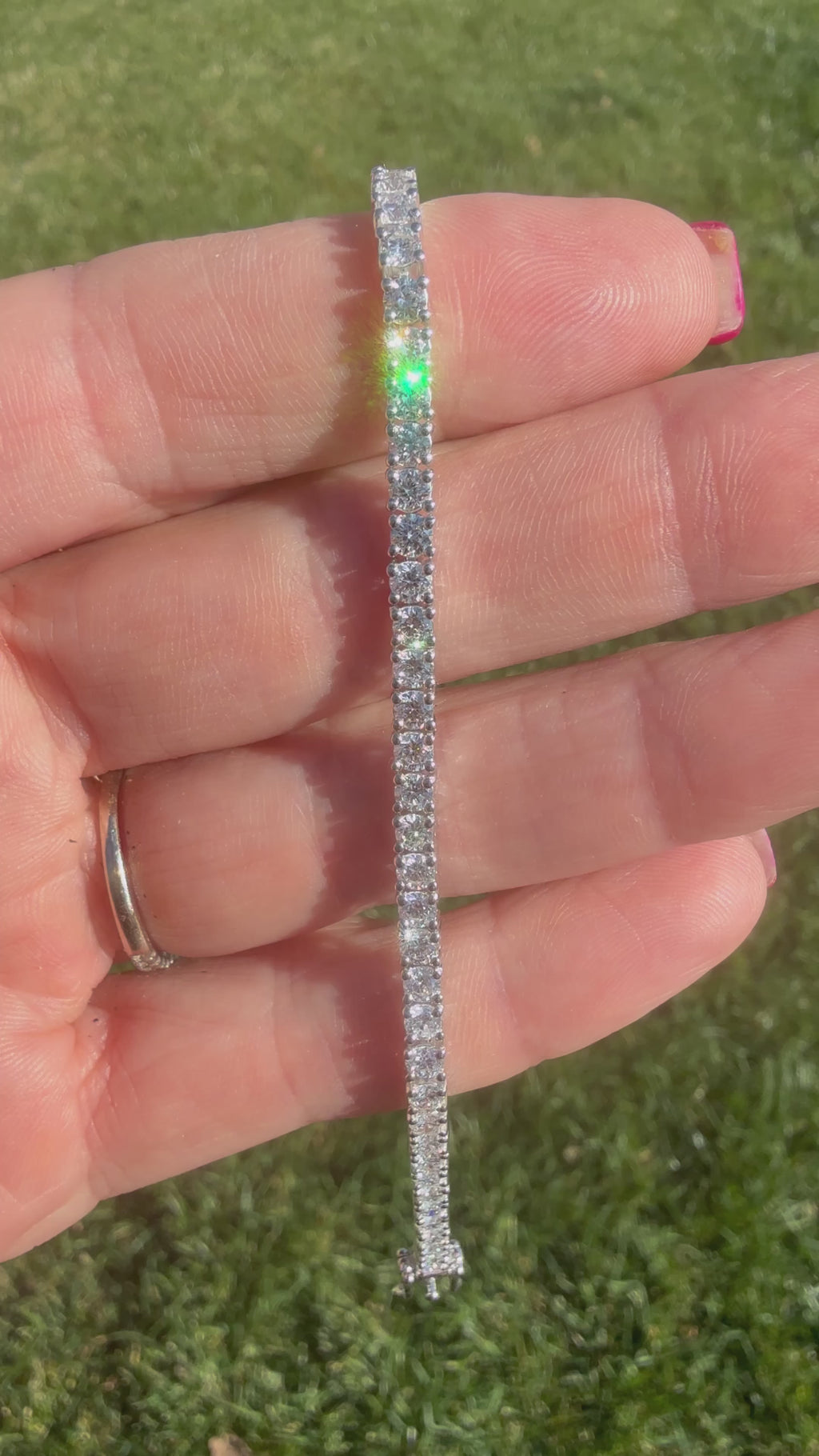 Beautiful 5 Carat Diamond Tennis Bracelet