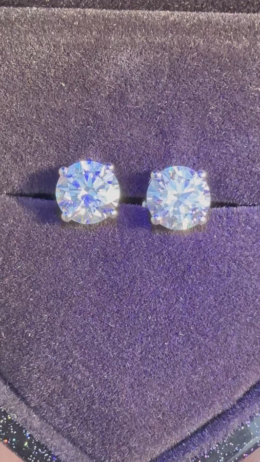 2 Total Carat Weight Round diamond Earrings. Set on 4 Prong 14K White Gold Setting.